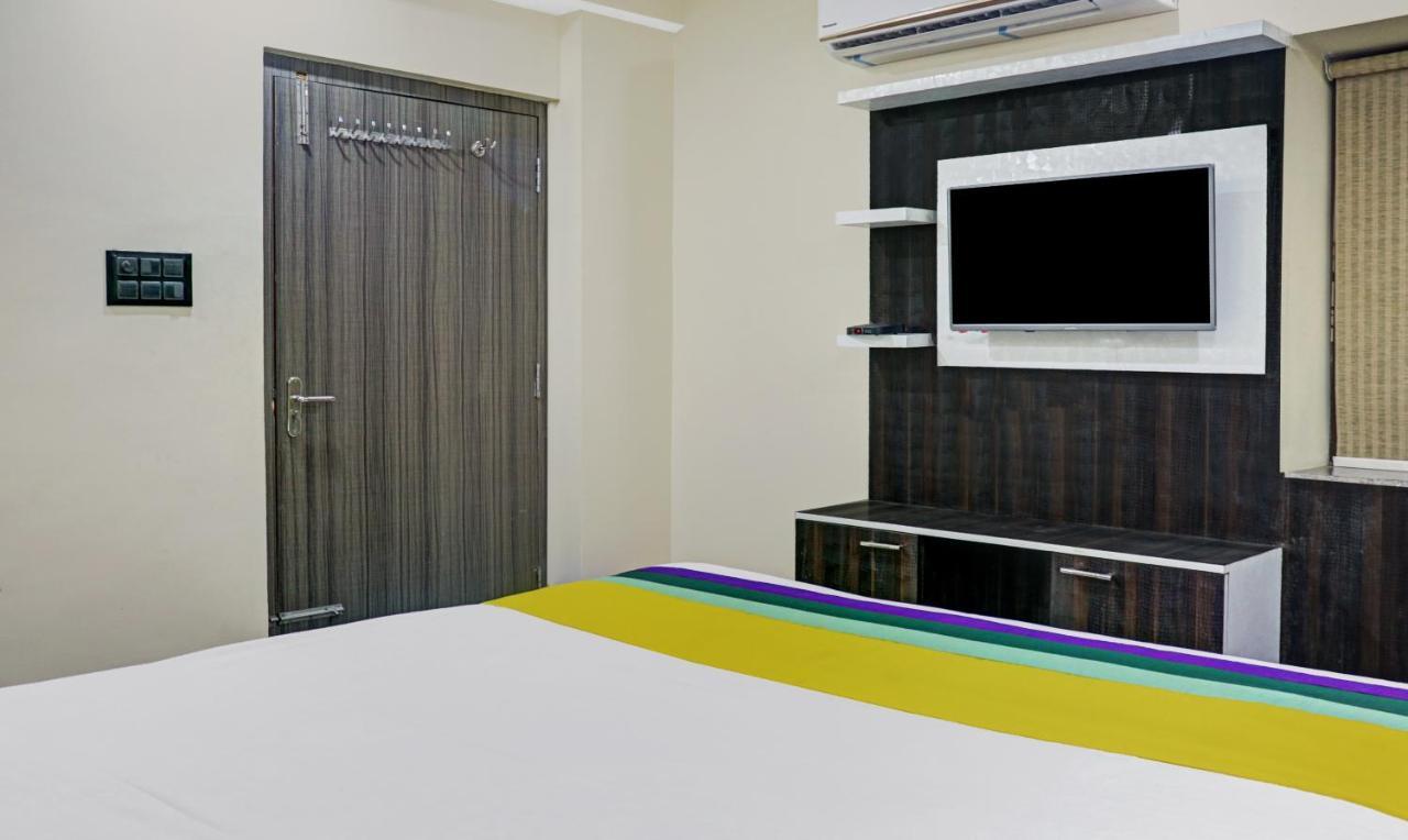 Itsy Hotels Cradle Regency Ранчи Экстерьер фото